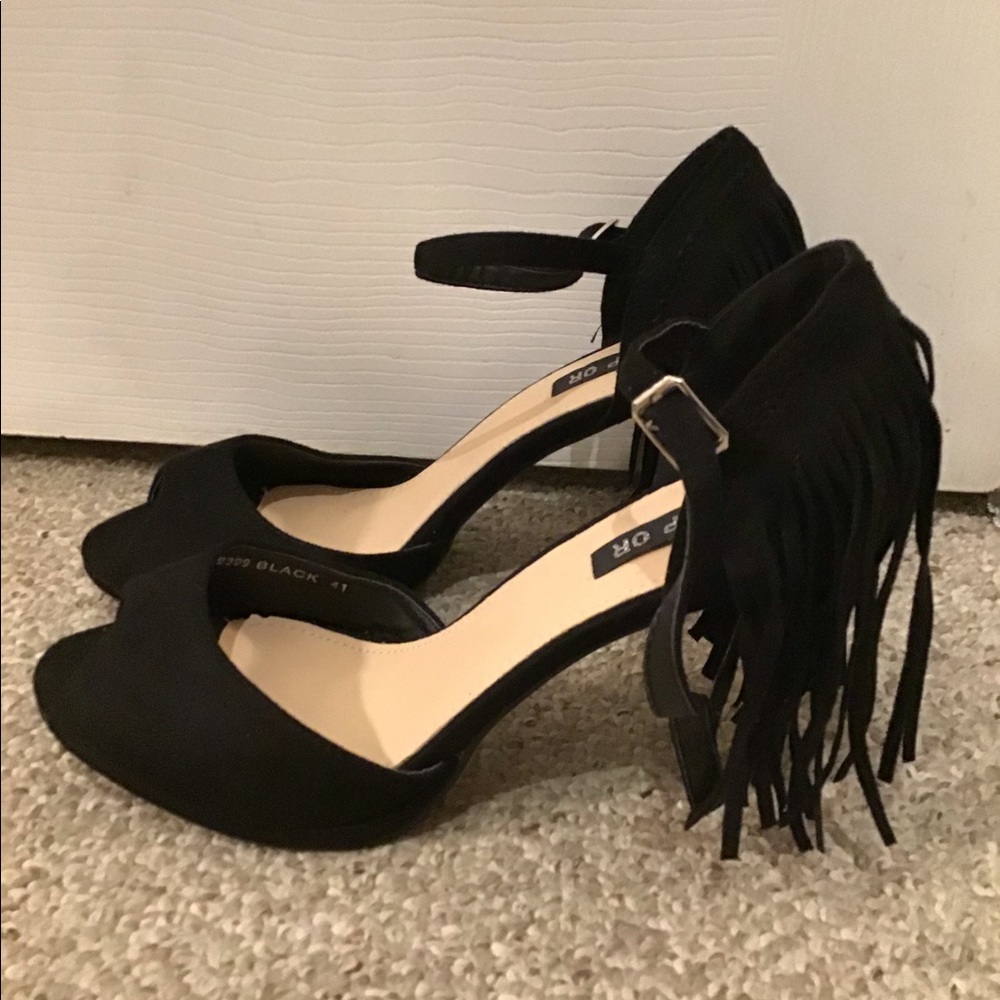 Black Fringed Shoes